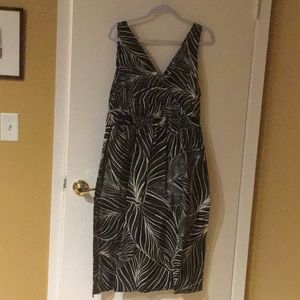 Black & white plus size cotton dress. Size 18/20